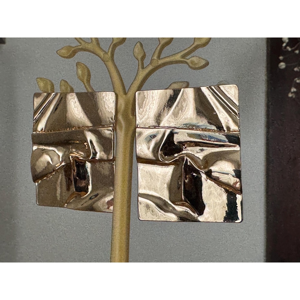 Vintage Large Gold Tone Metal Retro 1980s Pierced Earrings - Picture 3 of 9
